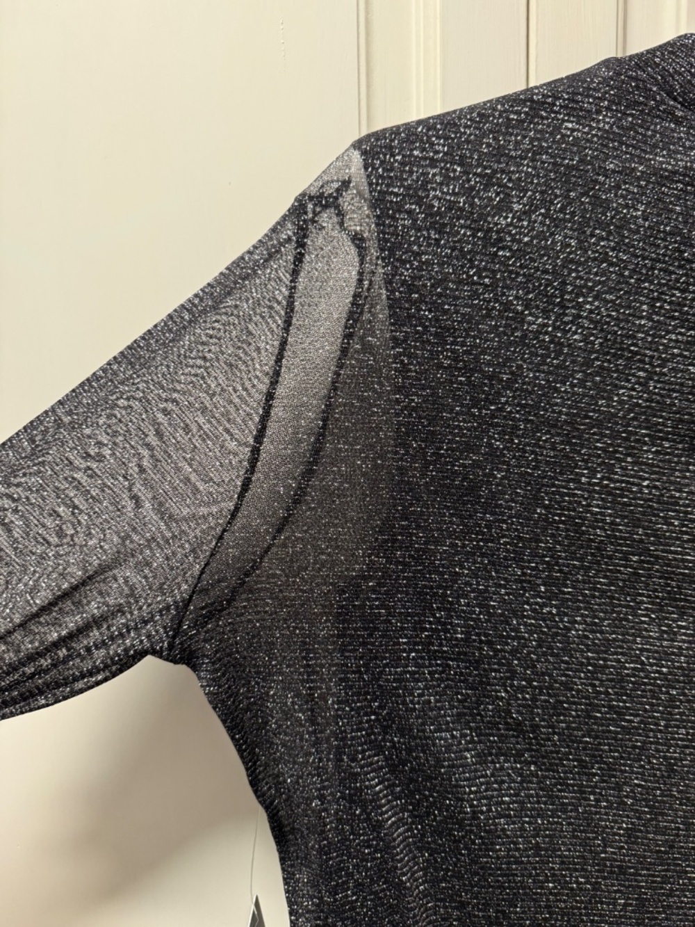 NWT Express Metallic Shimmer Mock Neck Mesh Top M Black Silver Long Sleeve - Picture 5 of 7